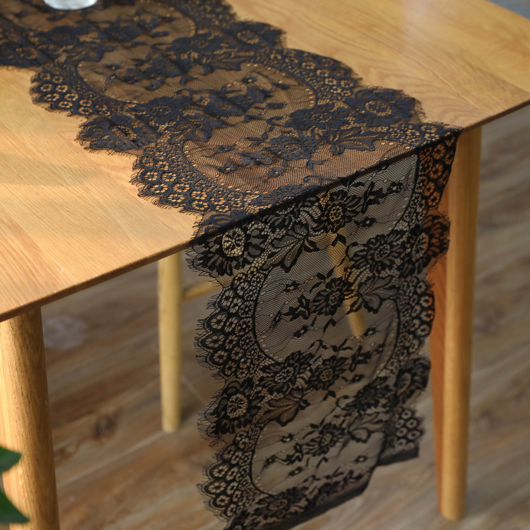 Lace table flag